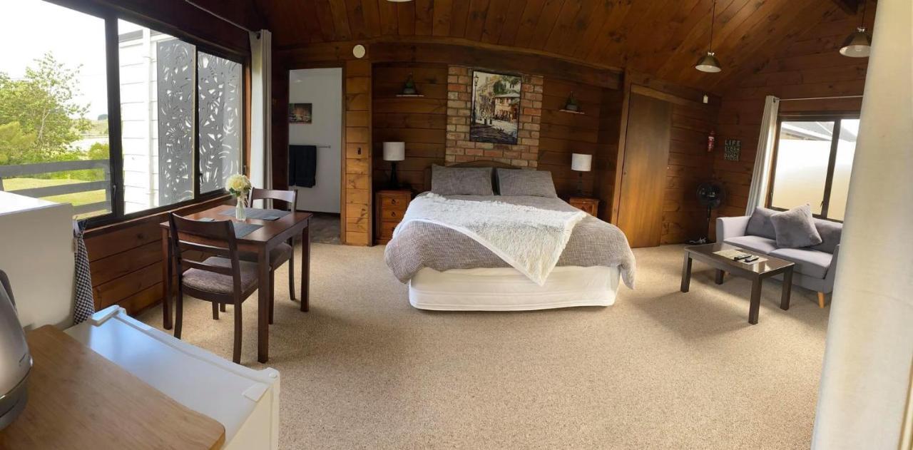Caldera Country Lodge Hamurana Eksteriør billede